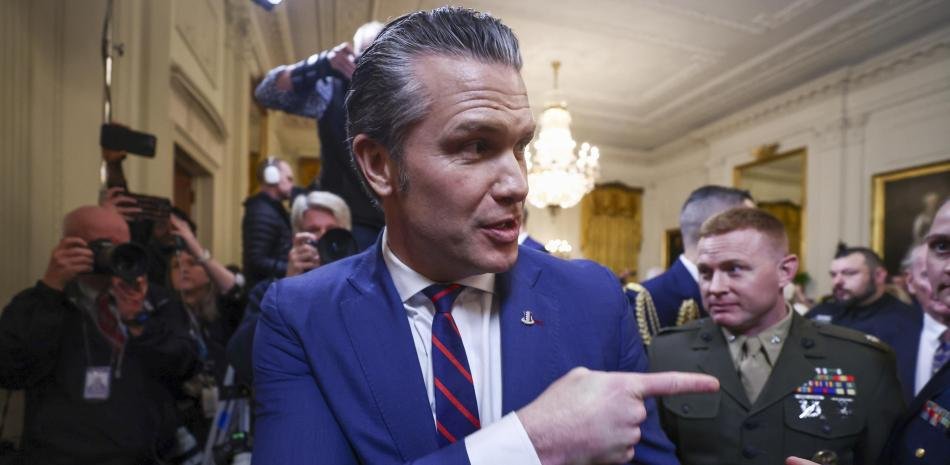 EEUU va a la «ofensiva» militar contra los carteles de Latinoamérica