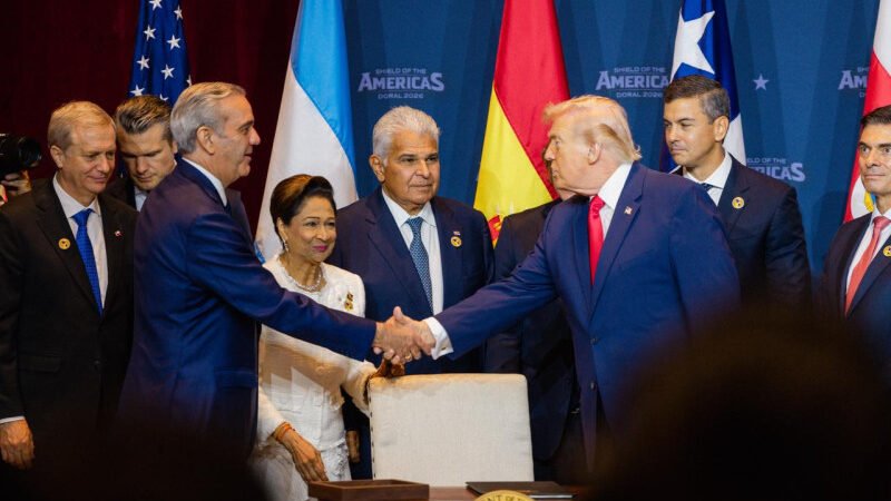 “Muchos de mis amigos están en República Dominicana” le dice Trump a Luis Abinader