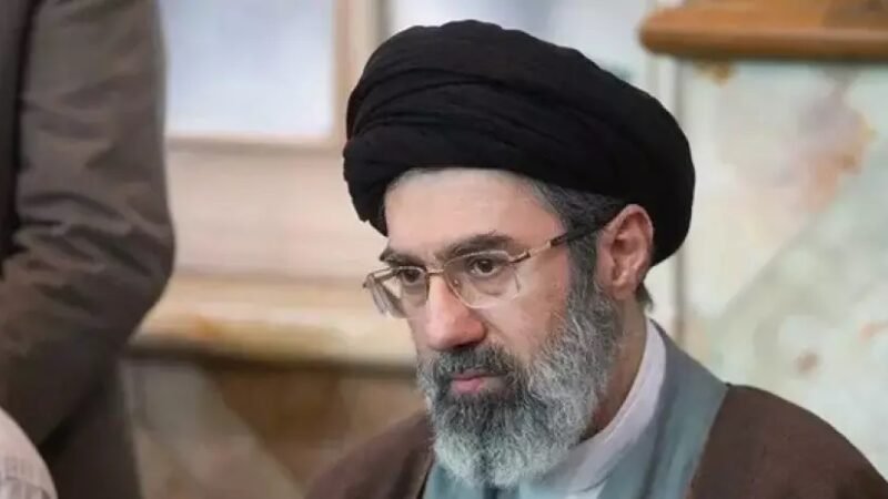 Misterio es el paradero del nuevo guía supremo iraní, Mojtaba Jamenei