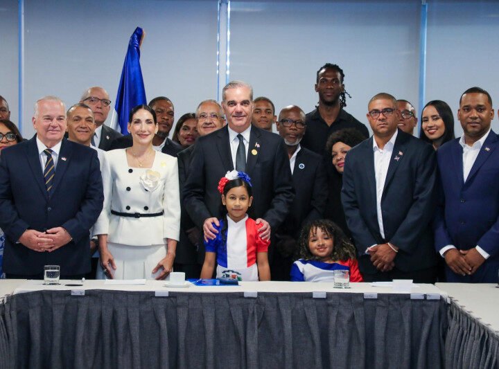 Presidente recomienda aprovechar las ventajas de ese país