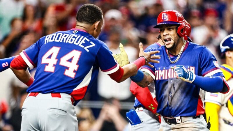 Venezuela cae ante RD y se cita con Corea en cuartos de final