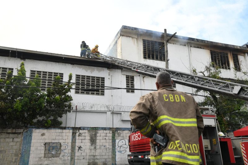 El incendio de Banreservas fue a las 2:00 de la mañana