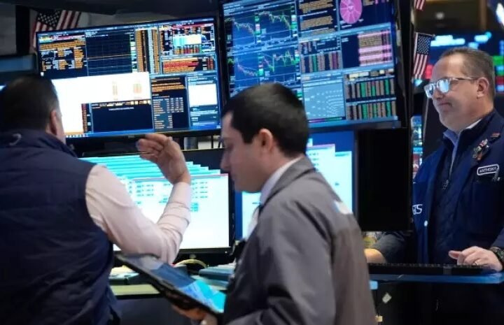 Petróleo sube hasta los 98.32 dólares