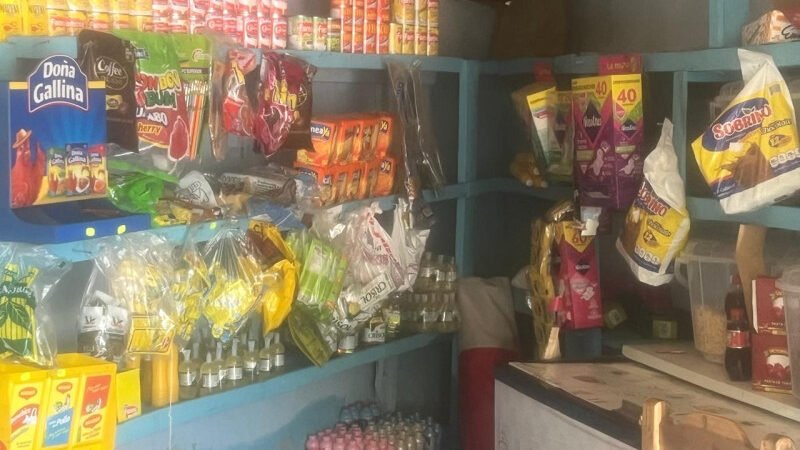 Colmados incrementan precios de artículos alimenticios en Barahona
