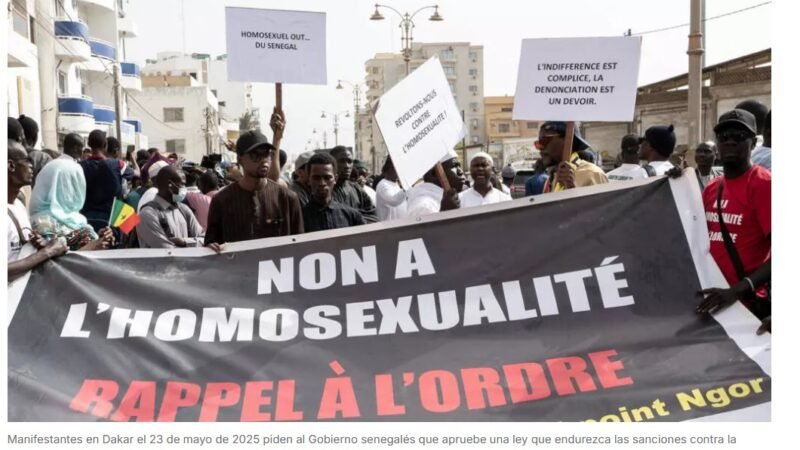 Aprueban ley que endurece las penas por homosexualidad