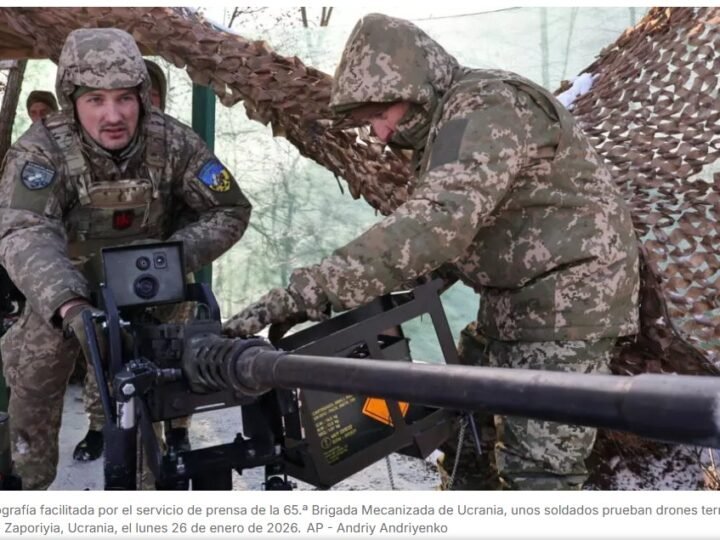 Ucrania repele ofensiva rusa, asegura Volodimir Zelenski