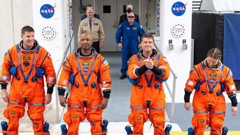 Nueva historia al regreso humano a la órbita lunar después de medio siglo