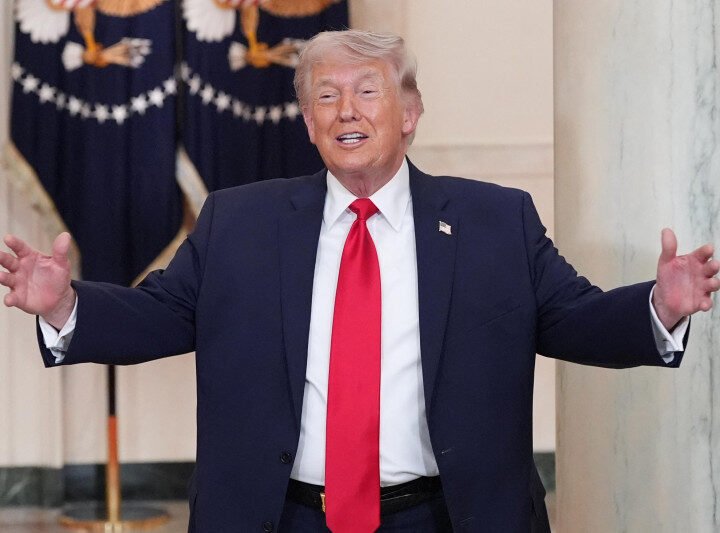 Trump dice que Irán no puede «chantajear» a EEUU con amenazas sobre el estrecho de Ormuz