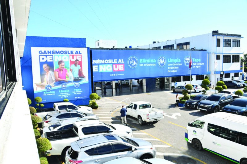 Salud dispone cierre definitivo de centro de estética en Santiago