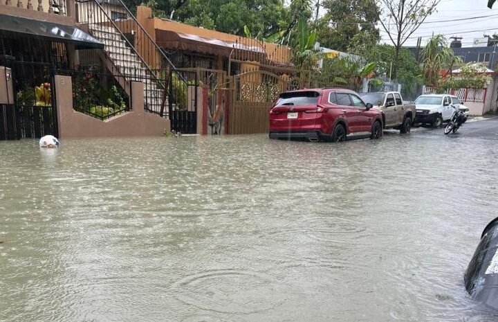 Rueda de prensa del COE, mientras que Indomet dice que se extenderán las lluvias por 6 días más