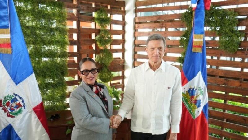 RD y Haití abren espacio aéreo