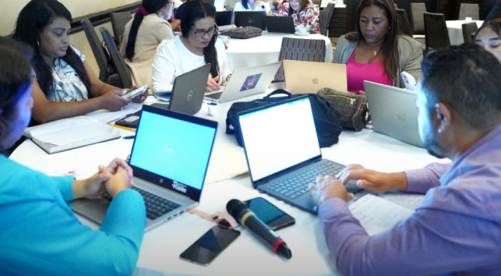 Sigue evaluación docente el lunes con más de 115 mil convocados