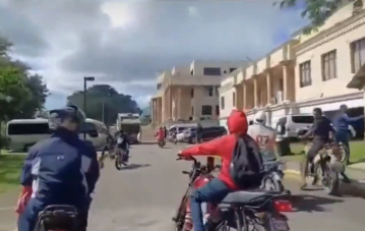 Indigna el brutal asesinato de un chofer por una brutal turba de motoconchistas