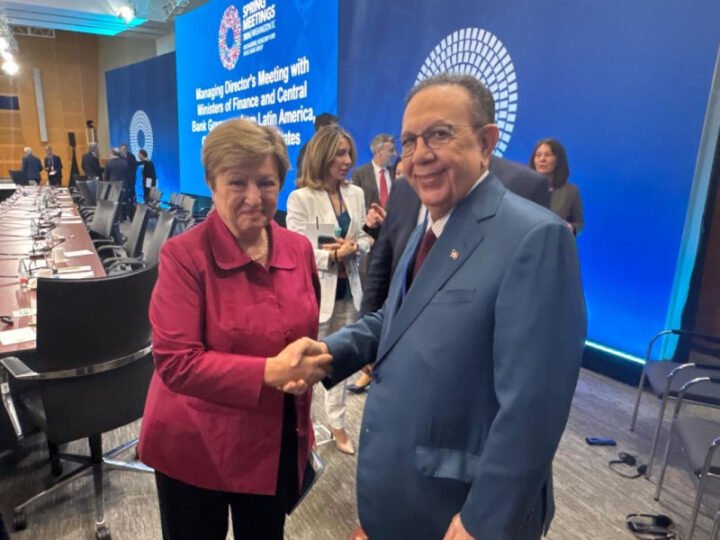 Economía crecerá un 3.7% según el FMI y BM