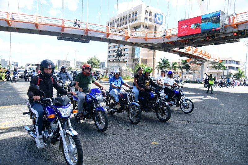 Frenarán importación de motores