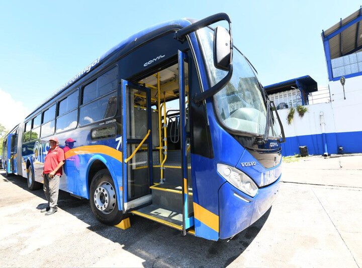 OMSA inicia nueva etapa con 15 autobuses renovados