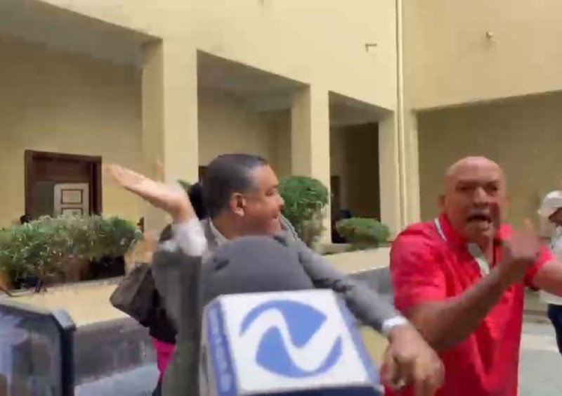 Propinan bofetada en el Palacio de Justicia