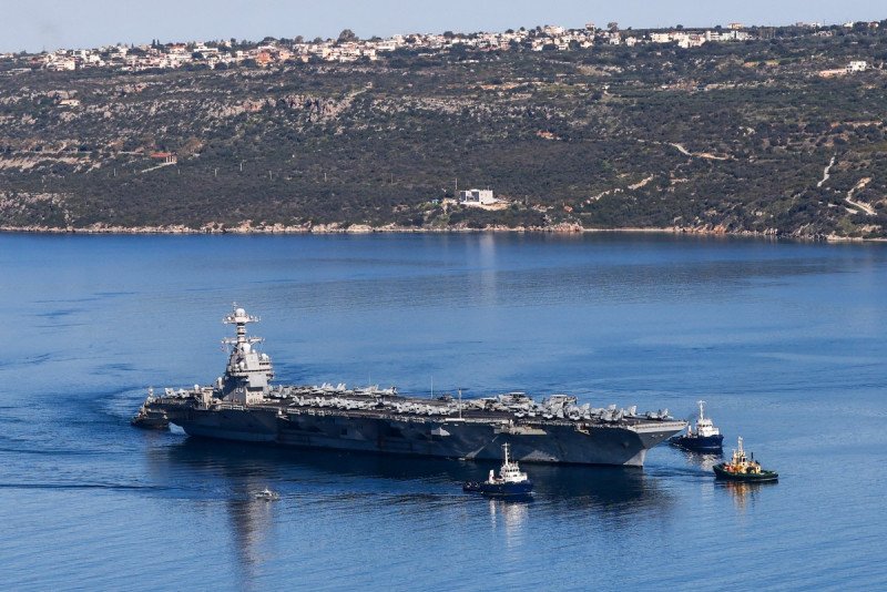 Regresa el mayor portaviones americano después de un año en el Caribe y Oriente Medio