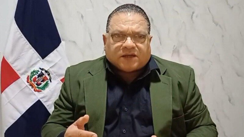 “Vehículos pesados deben circular por la noche”, plantea Mario Díaz