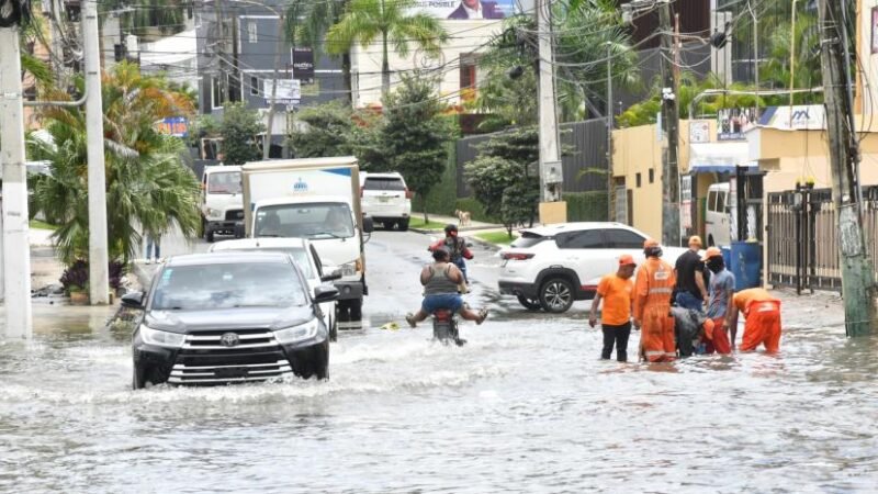 Vaguada sigue provocando lluvias este miércoles en República Dominicana