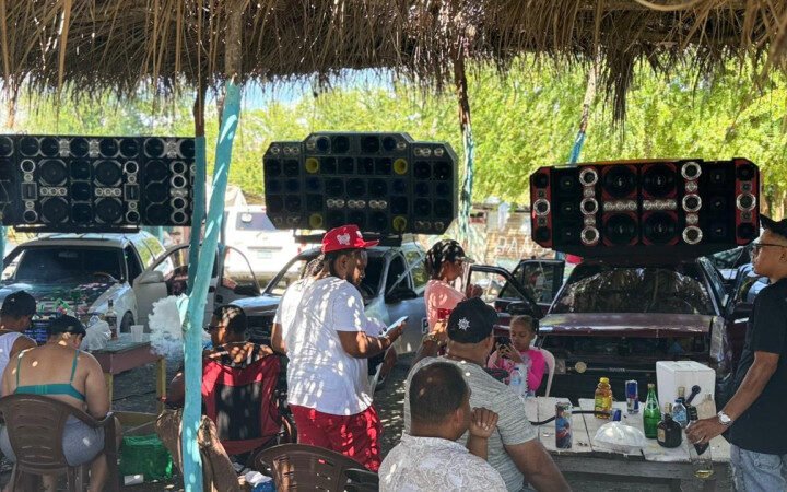 El alto volumen deja más de 70 mil con problemas auditivos