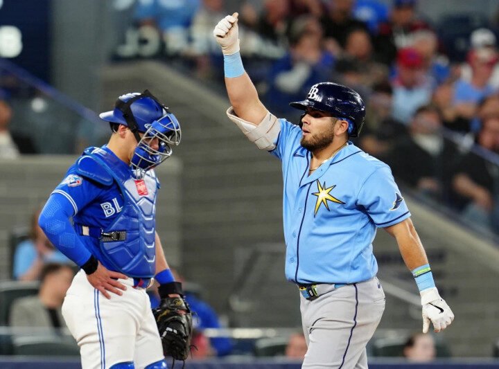 Aranda da cuadrangular y los Rays vencen Toronto y se afianzan en la cima