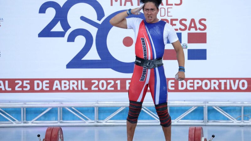 Yudelina Mejía libra en silencio una batalla contra los prejuicios