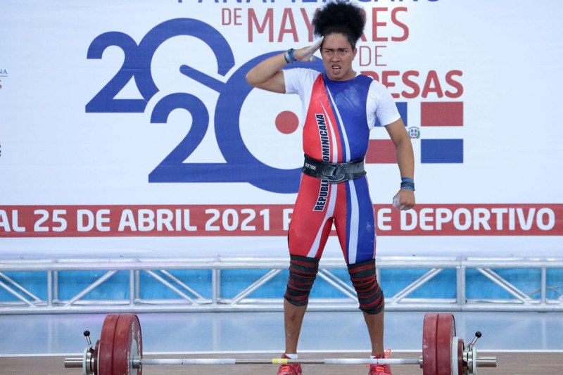 Yudelina Mejía libra en silencio una batalla contra los prejuicios
