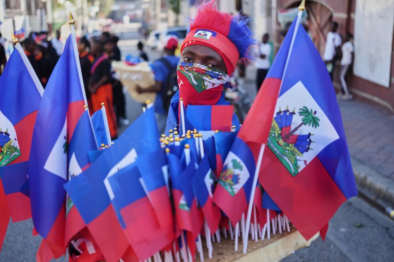 Haitianos en las calles exigen la paz