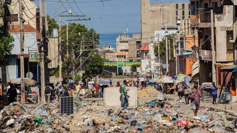Crisis humanitaria afecta a los haitianos