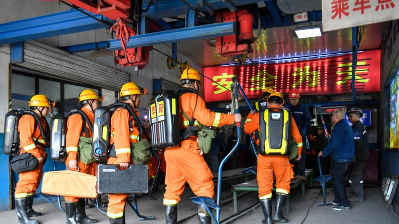 Explosiona mina de carbón en China causando 90 muertes