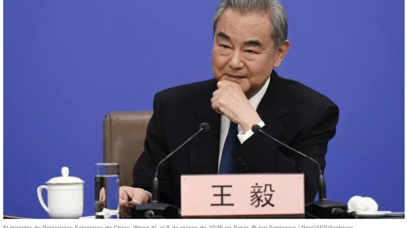 China pide a EEUU e Irán que reabran “de inmediato” el estrecho de Ormuz