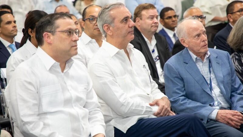 Presidente Abinader participa en la inauguración de la nueva sucursal de PriceSmart en La Romana