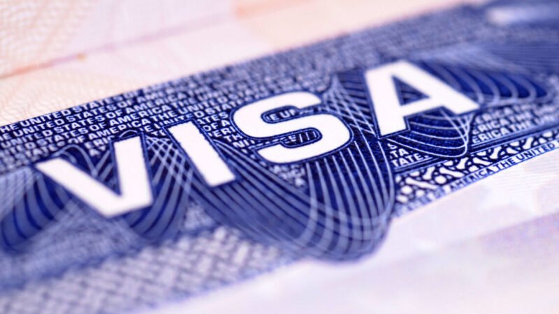 Puedes perderla si hace contenido en remunerado en EEUU