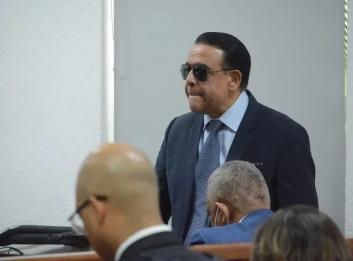 Reciben expediente contra Alexis Medina