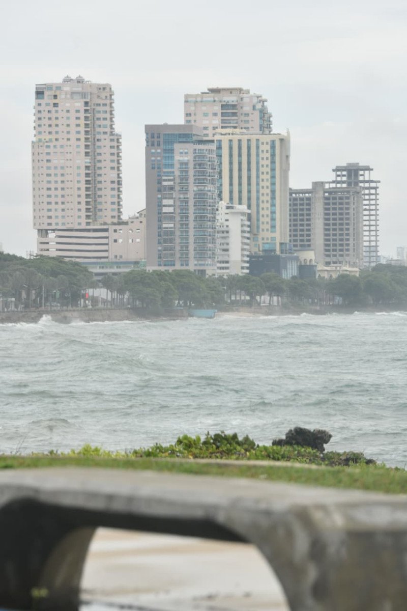 Descontinúan alerta de tsunami para el país
