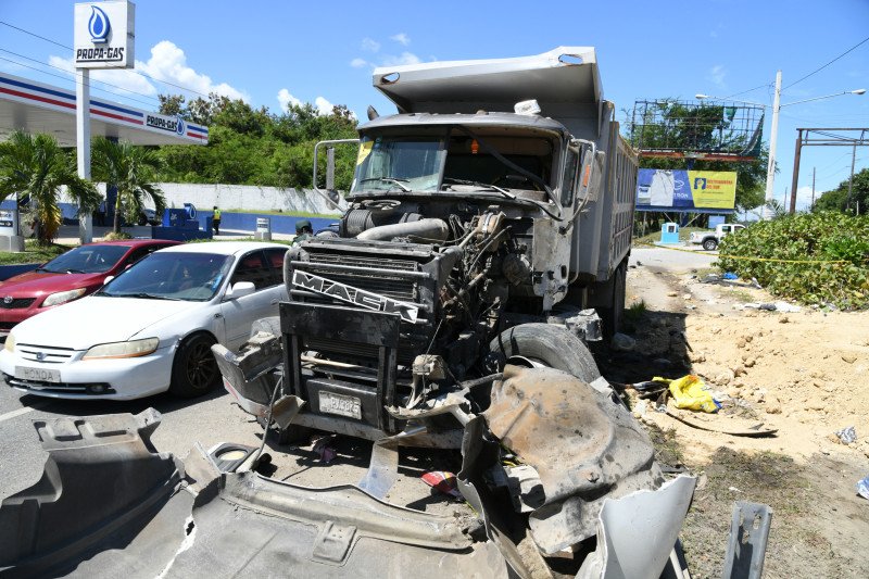 Se debatirá  el horario de vehículos de carga después de  165 muerto en las vías