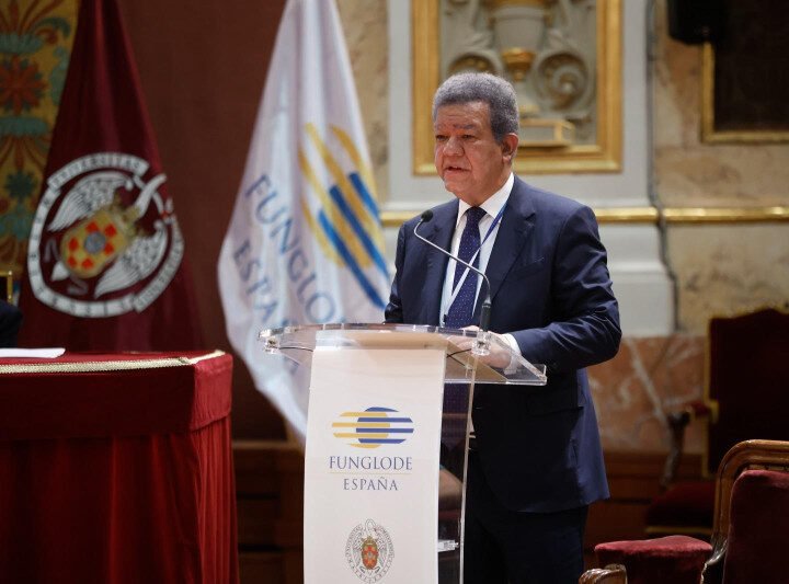 Cualquier país tiene derecho soberano a deportar