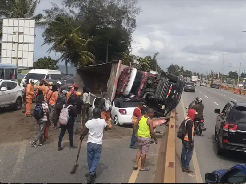 Patanas y camiones encienden las alarmas por accidentes recientes en el país