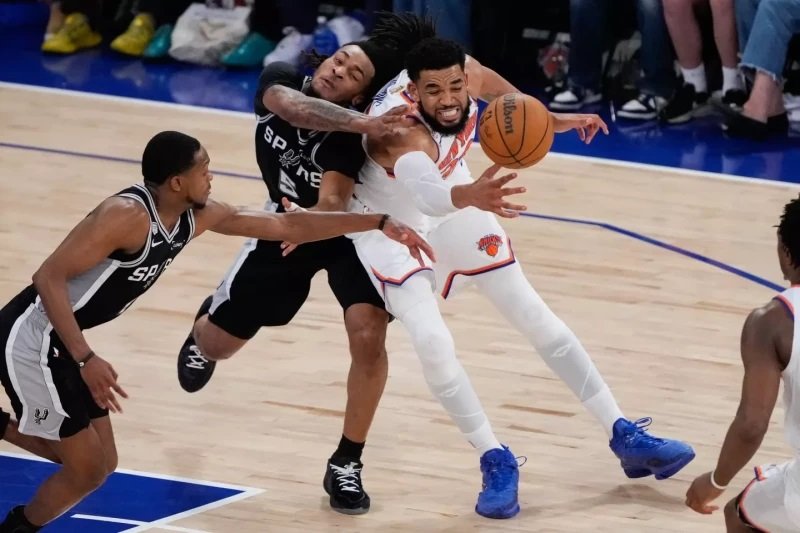 Knicks vencen a Spurs y lideran 3-1 las Finales NBA