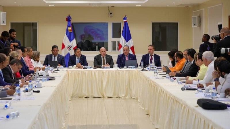 Proyecto de ley aumentaría impuestos en dos días  aprobable