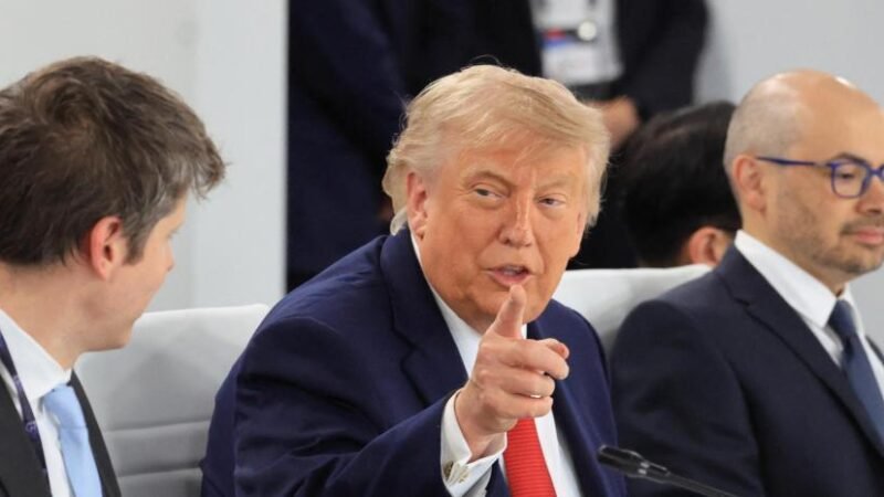 Trump amenaza con volver a «lanzar bombas» si Irán no se comporta