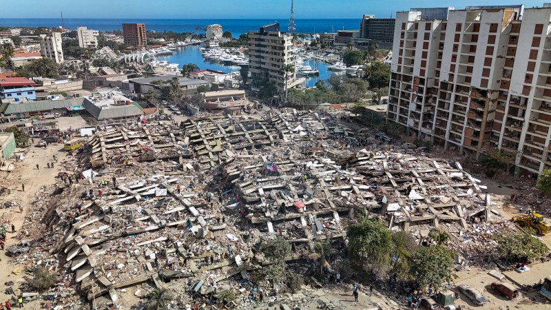 victimas se elevan  a 1,450 personas fallecidas por el doble terremoto en Venezuela