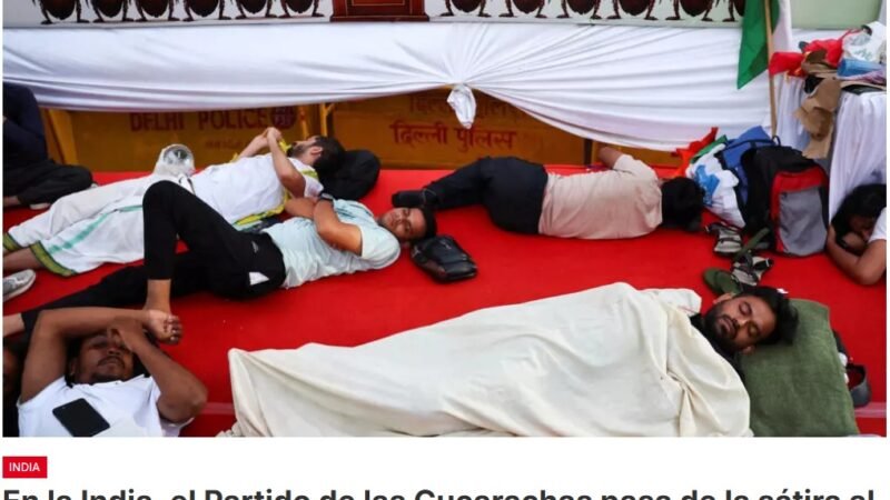 Los activistas del Partido de las Cucarachas ocupan un recinto en Nueva Delhi, a pesar de la orden de desalojo de la policía