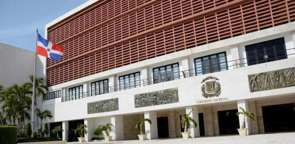 Buscan modificar nuevo Código Penal en 19 días, antes de su entrada en vigencia