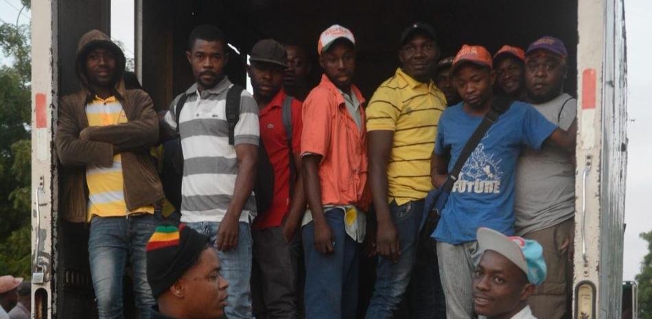 Disponen operativo para deportar a migrantes haitianos tras finalizar el TPS