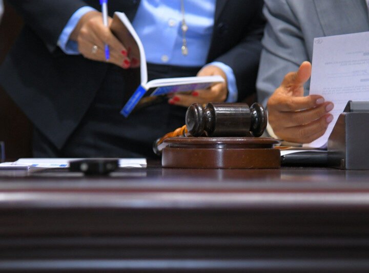 Artículos relacionados con la libertad de expresión aprobados por los diputados
