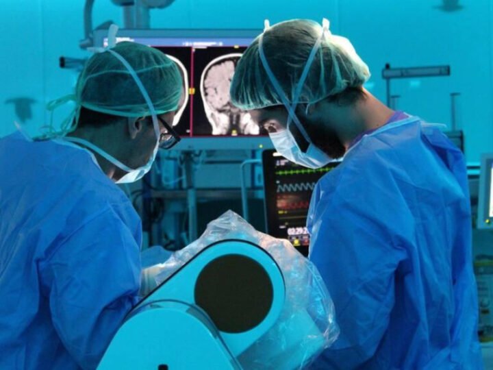 Una terapia experimental a medida ayuda a un menor con epilepsia grave a caminar sin ayuda