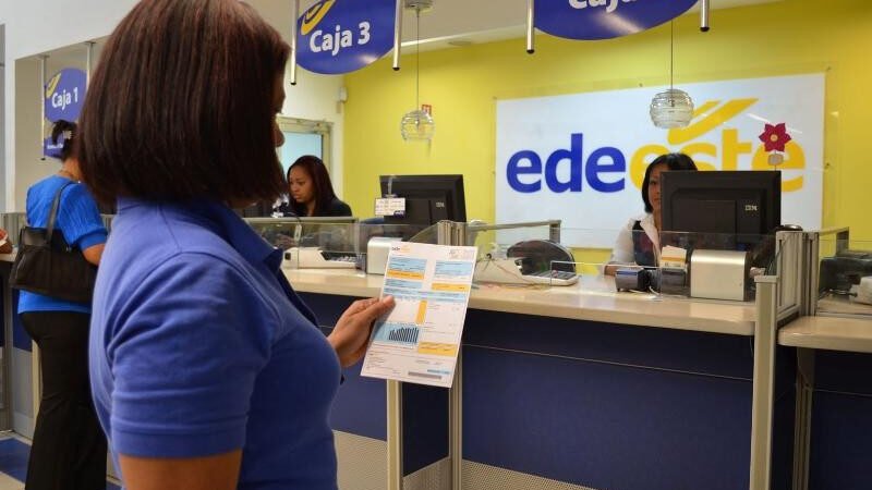 Mas quejas por alzas en las facturas de electricidad