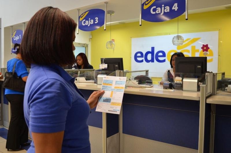 Mas quejas por alzas en las facturas de electricidad